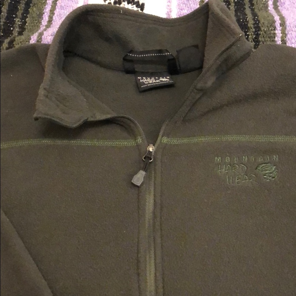 Lightweight Mountain Hardwear Fleece Pull Over